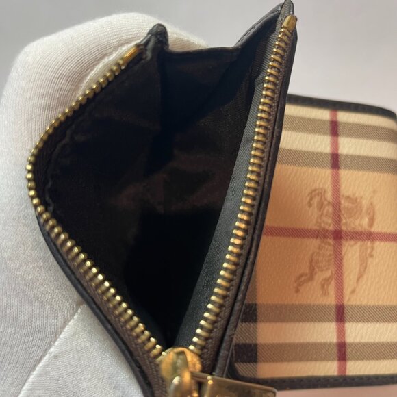 Burberry Beige/Brown Haymarket Check Coated Canvas & Leather Leighton - Preowned - Picture 13 of 15